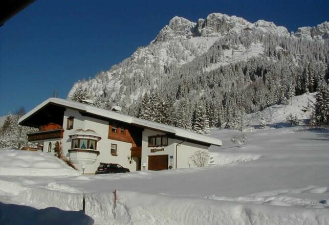 Herzlich Willkommen im Haus Wolfgang Stecher