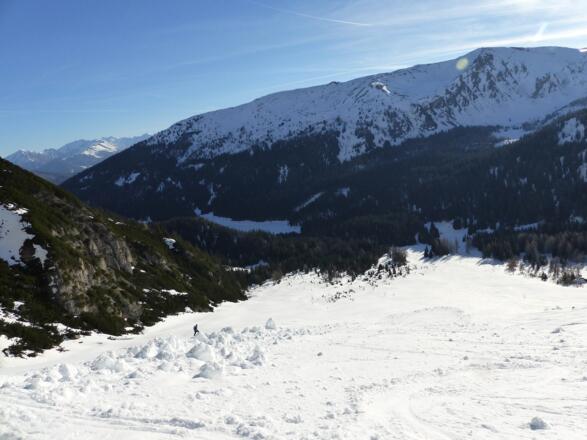 Blick über den Ausläufer der Kachelstube hinunter zum südlichen Teil des Obernberger Sees.