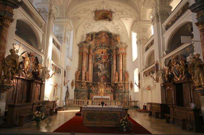 irsee_klosterkirche_innenansicht_03