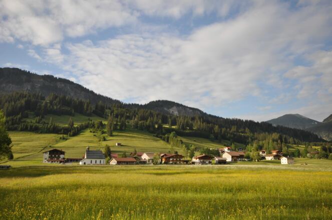 https://images.im-web.de/objekt_pics/obj_full_72270_008.jpg