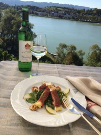 Gastgarten - Speisen - Getränke