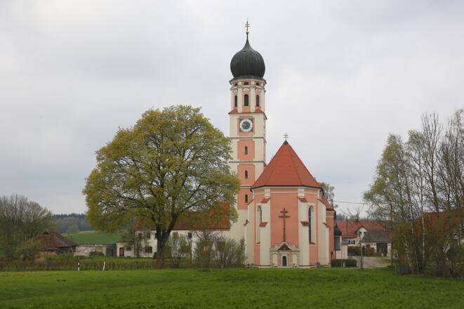 mussenhausen_wallfahrtskirche-unserer-lieben_01
