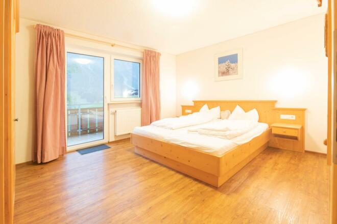 Schlaffzimmer 2 oben