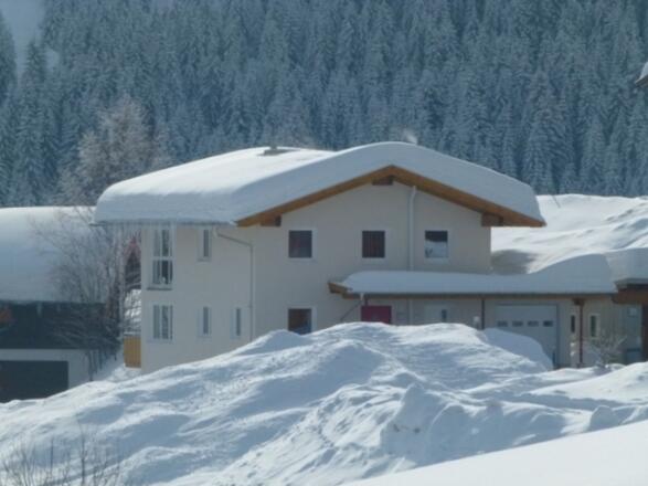 Haus im Winter