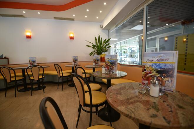 eiscafe_sanmarco_bw_9