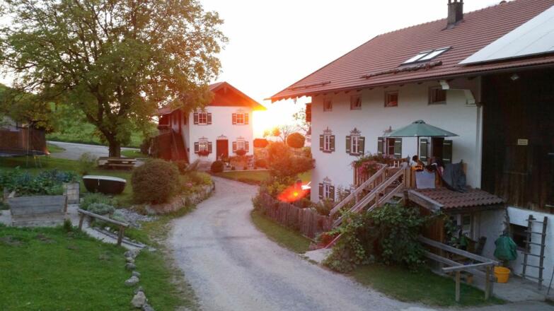 Huberhof am Abend