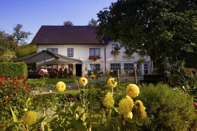 gemütliche Gaststube