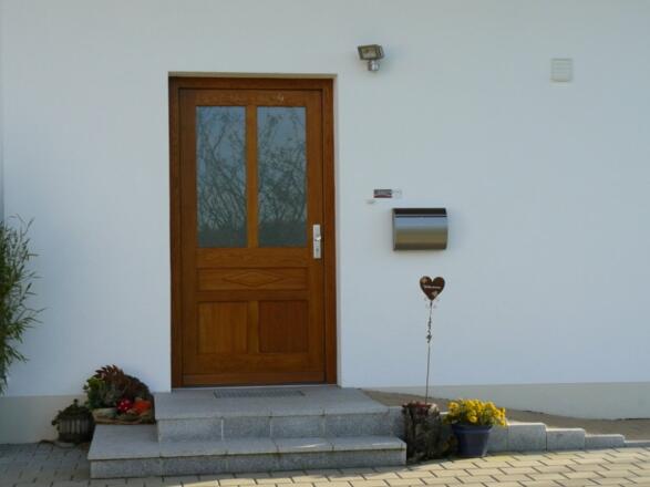 Eigener Barrierfreier Eingang, Rollstuhlstauglich