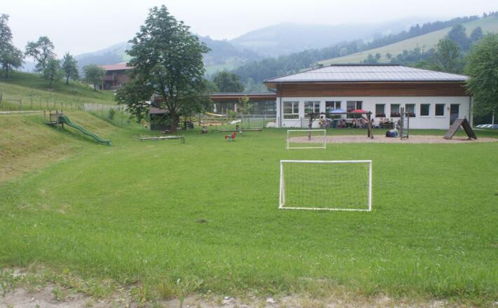 Spielplatz vor dem Ferienhaus
