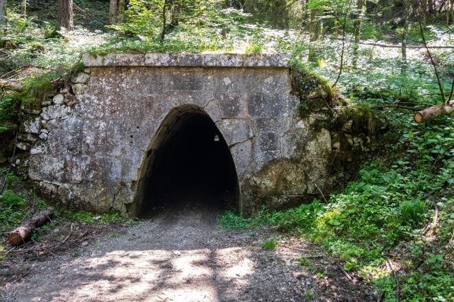 Weg durch die Stollen