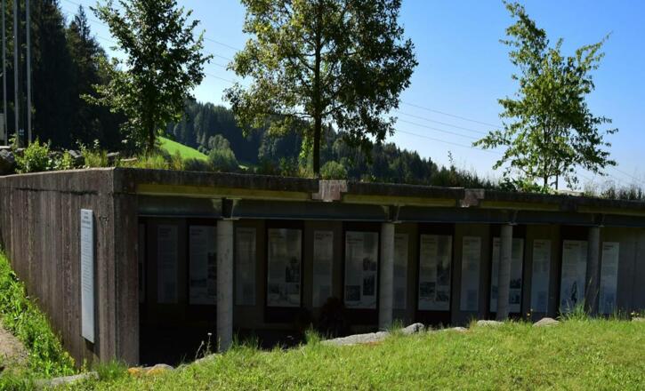 mahnmal-eiserner-vorhang