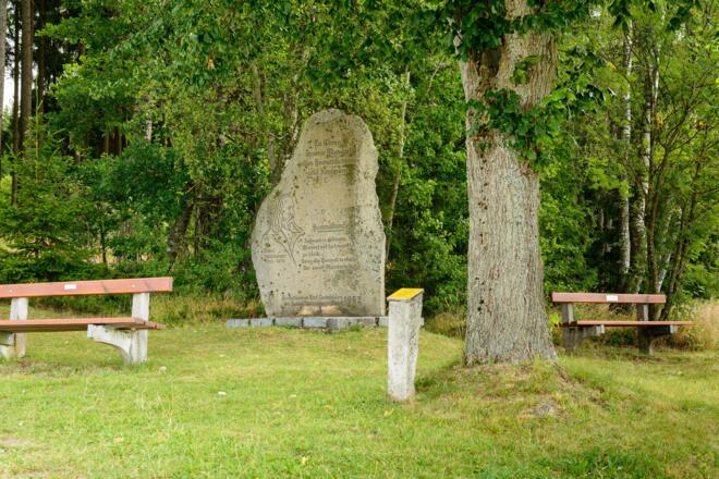 %c2%a9_2017_Helga_Baier__Salzstrasse_-_Stelzhamer_Denkmal