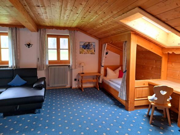 Appartement mit Balkon