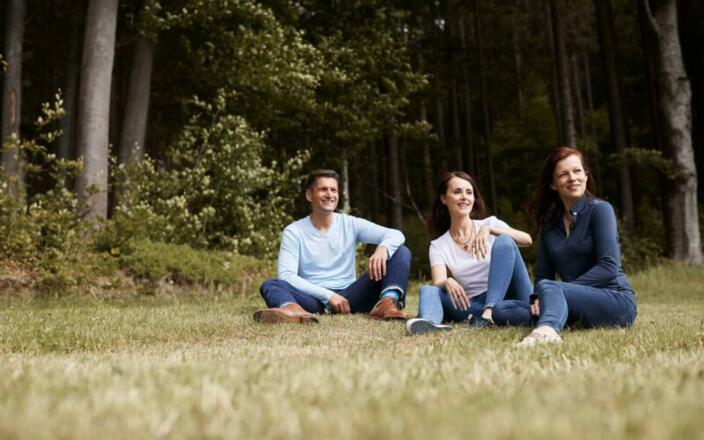 WoodFashion-Shooting-Guglwald %c2%a9-Alexander-Kaiser-lichtlinien_at
