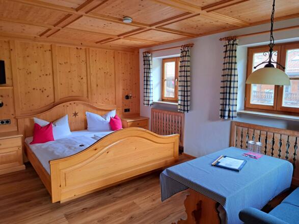 Doppelzimmer mit Balkon
