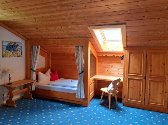 Appartement mit Balkon