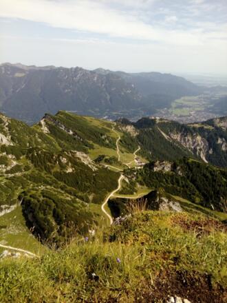 Erlebnisweg zwischen Kreuzeck und Alpspitzbahn Bergstation