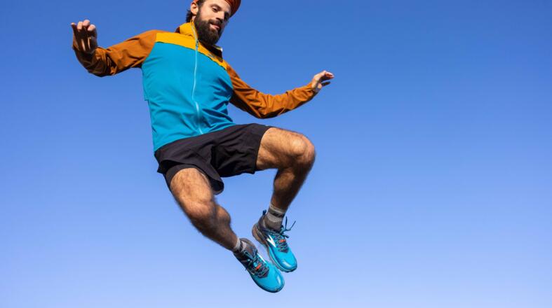 Die richtige Trailrunning Ausrüstung von Brooks sorgt dafür, dass euer Lauf zu einem vollen Erfolg wird