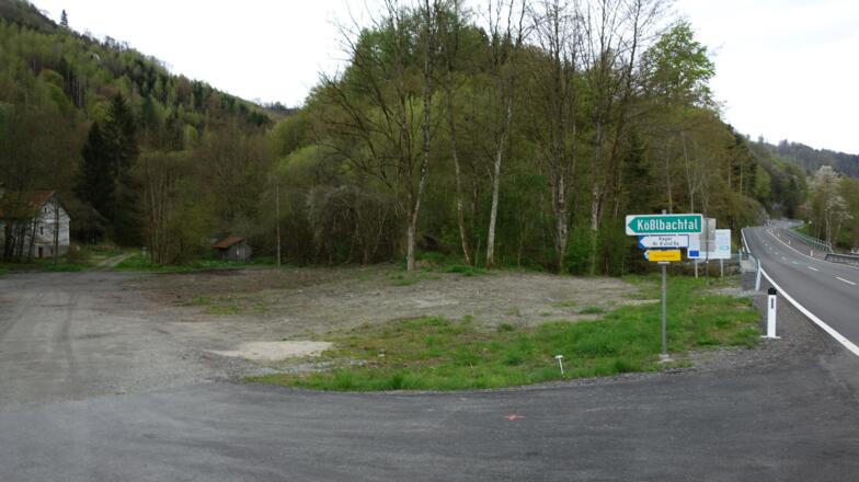 Wieder am Parkplatz 283m