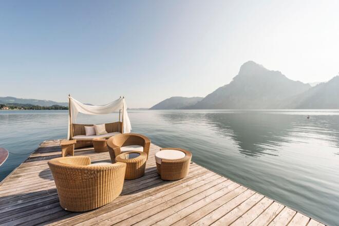 Entspannung am See am Steg Seehotel Das Traunsee