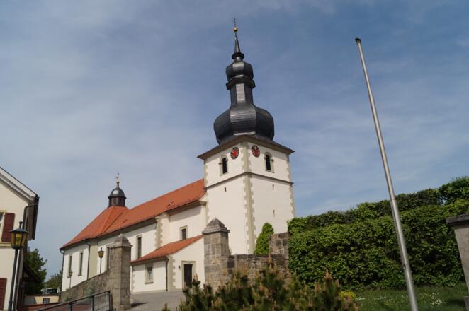 Kirche in Strahlungen