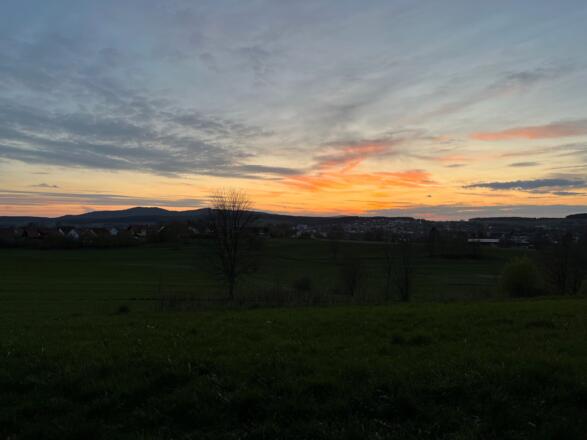 Sonnenuntergang, Blick von einer der Sitzbänke aus