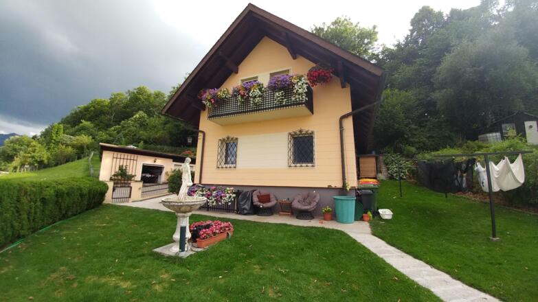 Haus im Winter 7