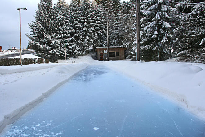 Eisbahn 1