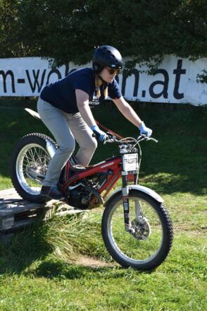 Mädls am Bike
