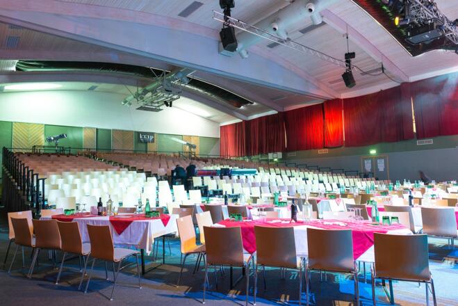 Sport- u. Veranstaltungshalle