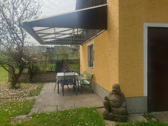 überdachte Terrasse