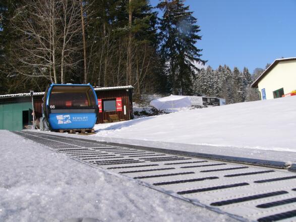 Förderband und Liftstüberl