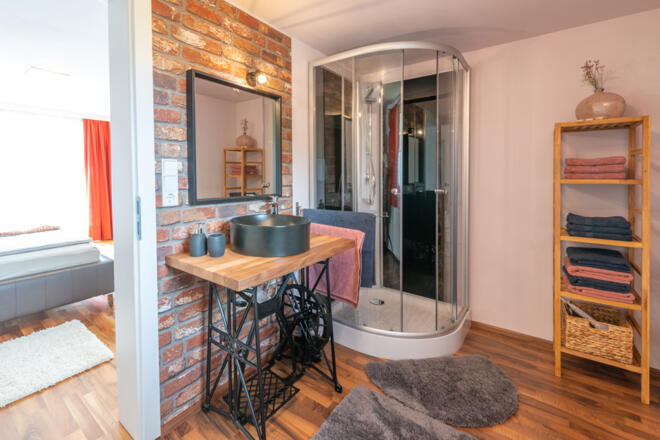 Ferienhaus Naschgarten in Bad Goisern - Badezimmer mit Dusche