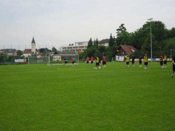 Fu\u00dfballplatz Hedwigspark