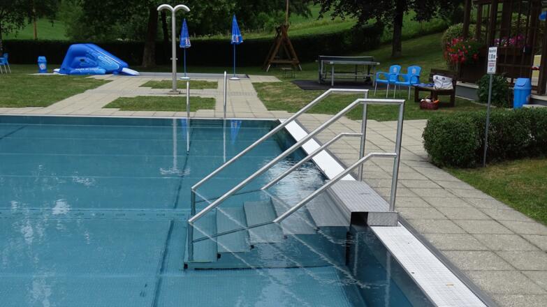 FSPNeu3(c)Marktgemeinde Pabneukirchen%2c Freunde des Freibads