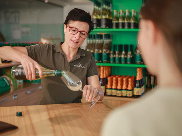 Bio Apfel Cider verkosten mit Eva Eder