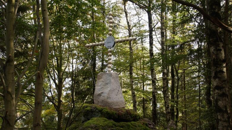Gipfelkreuz am Leopoldschläger Berg