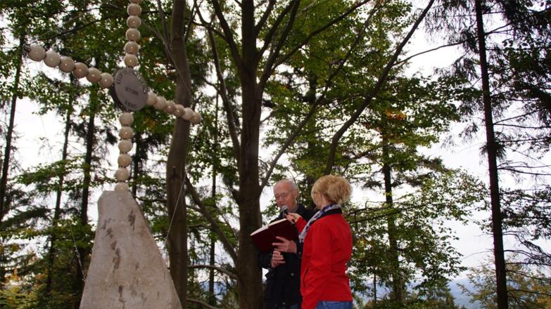 Gipfelkreuz am Leopoldschläger Berg
