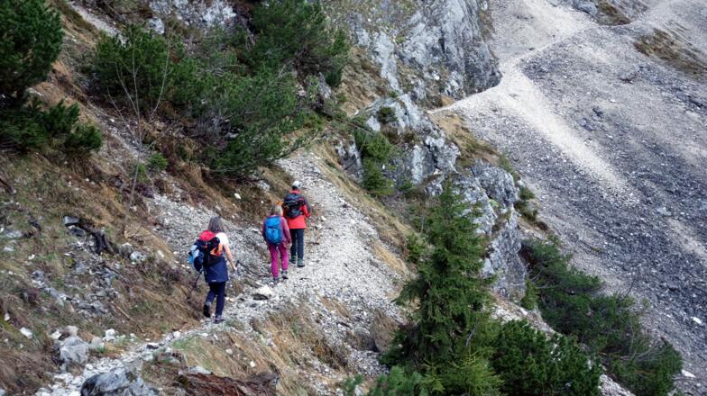 Schlucht um 1015m queren
