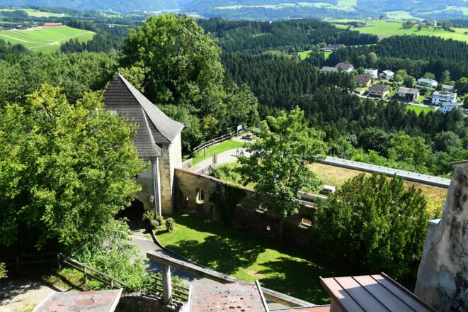 Burg Kreuzen - Blick vom Burgfried