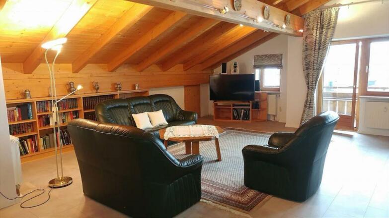 großes Wohnzimmer