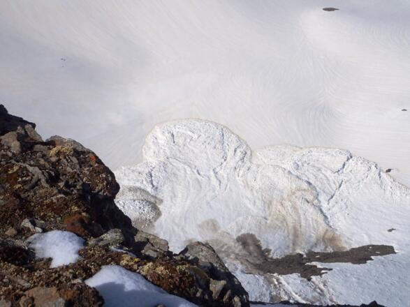 Tiefblick vom Gipfel