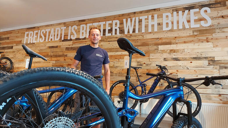 Martin Fischerlehner in seinem neuen Shop in Freistadt