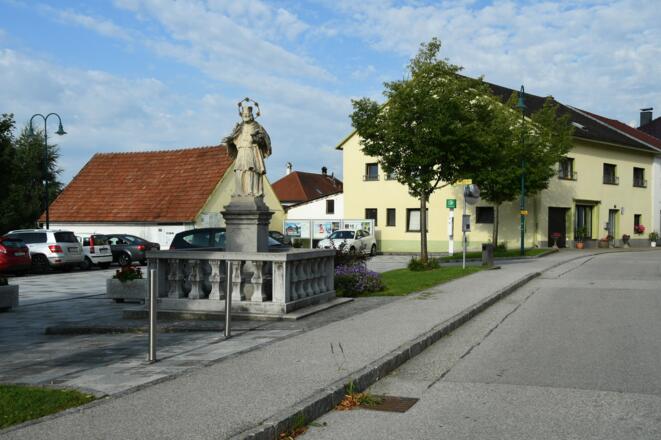 Die Marktstraße in Münzbach
