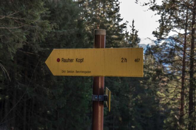 Wegweiser am Blauen Kastl