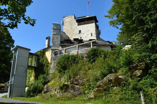 Burg Kreuzen