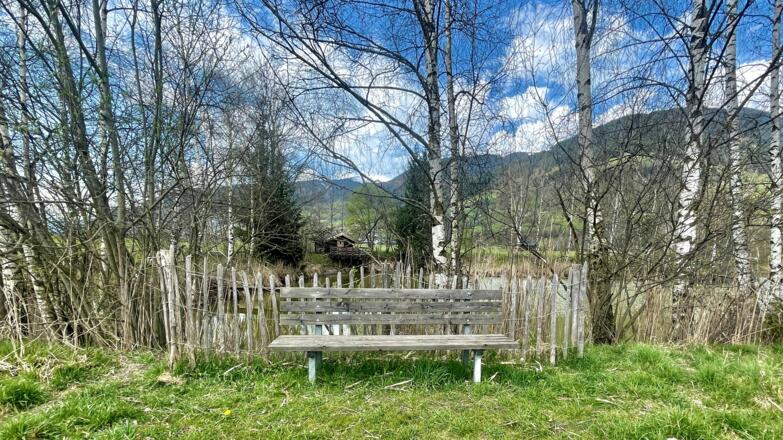 Gemütliche Rastplätze entlang der Wanderwege