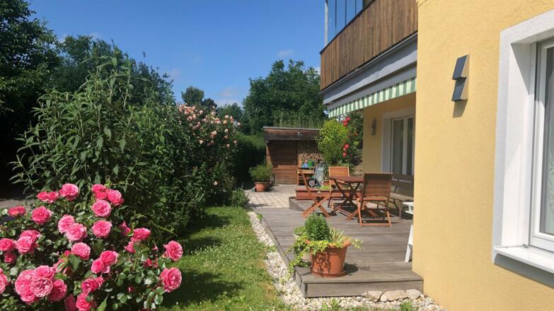 Villa Swoboda Vorgarten und Terrasse barrierefrei