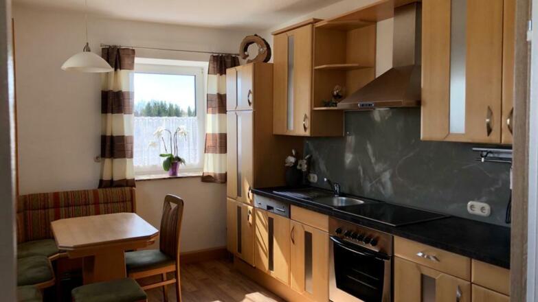 Küche und Esszimmer