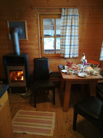 21a6fe17-39ca-42de-b240-64e20953c5af